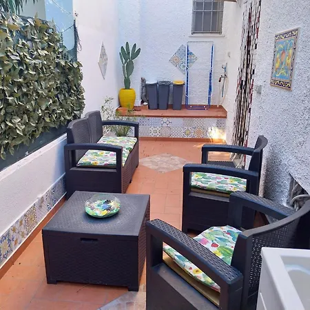 Marina Di Montauro - Lido Di Pietragrande - Parcheggio Privato, Moderno E Direttamente Sulla Montepaone Lido