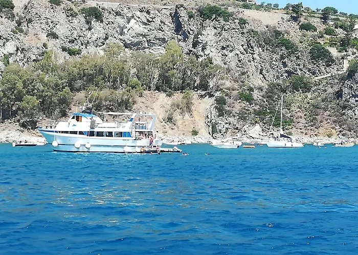 Marina Di Montauro - Lido Di Pietragrande - Direttamente Sulla - Parcheggio Privato 公寓 *